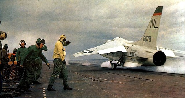 Vought_F8U-2N_Crusader